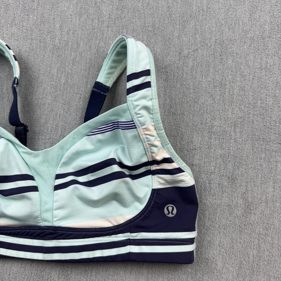 Lululemon Sports Bra Womens 34C Blue Groovy Stirpe Ta Ta Tamer Hook & Eye Yoga - Picture 2 of 6